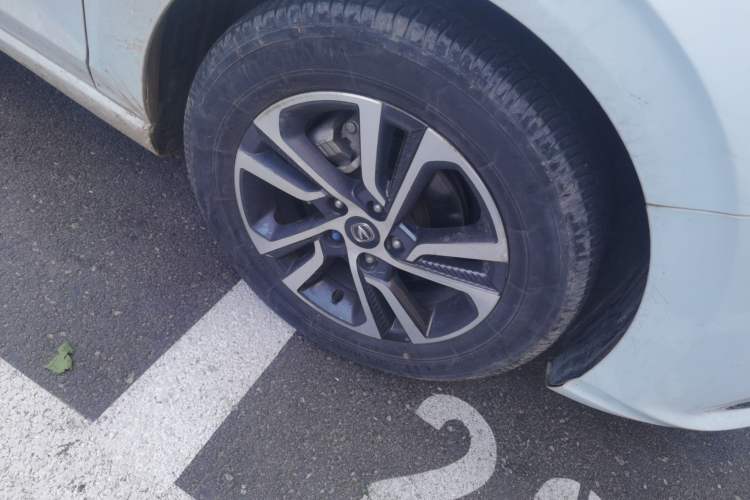 Used CHANGAN Eado 2018 1.6L GDI Manual Fashion Edition Right Front Wheel Hub