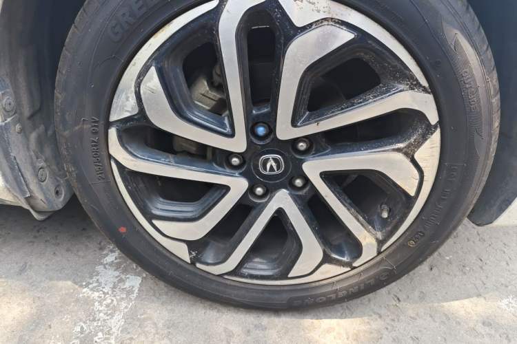 Used CHANGAN Eado 2018 1.6L GDI Manual Trendy Model China V Standard Right Front Wheel Hub