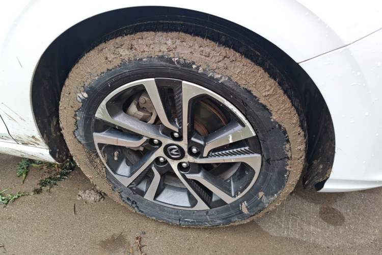 Used CHANGAN Eado 2018 1.6L GDI Manual LingShang Model Right Front Wheel Hub