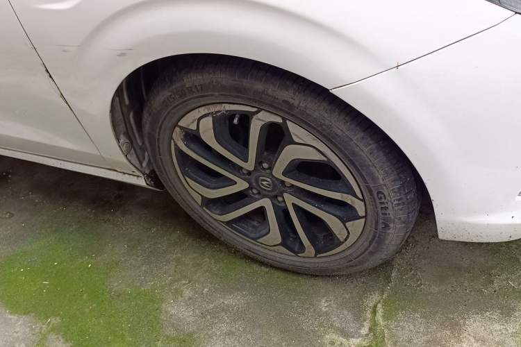 Used CHANGAN Eado 2018 1.6L GDI Manual Trendy Model China V Standard Right Front Wheel Hub