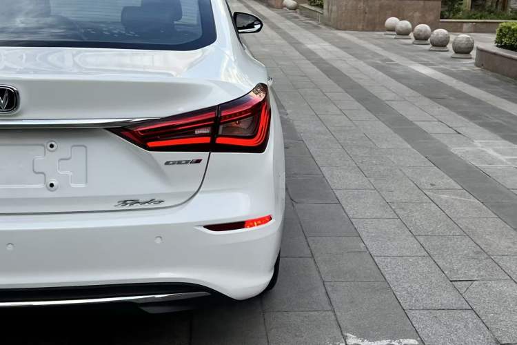 Used CHANGAN Eado 2018 1.6L GDI Manual Fashion Edition Right Rear Taillight