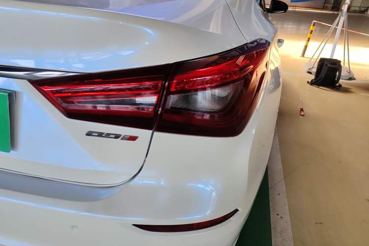 Used CHANGAN Eado 2018 High-Energy Edition 1.6L GDI Manual Pioneer Model China V Standard Right Rear Taillight