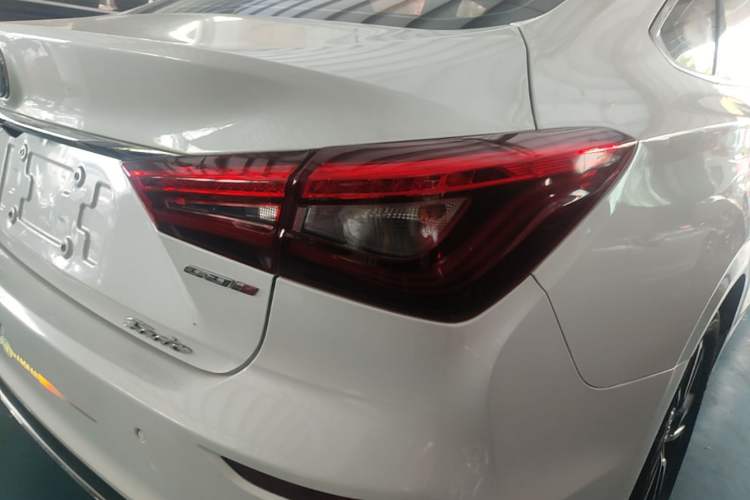 Used CHANGAN Eado 2018 High-Energy Edition 1.6L GDI Manual Pioneer Model China V Standard Right Rear Taillight