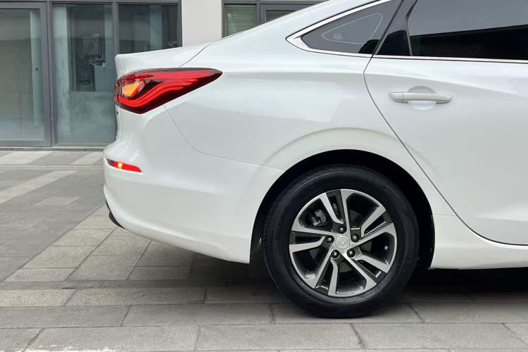 Used CHANGAN Eado 2018 High-Energy Edition 1.6L GDI Automatic Pioneer Model China V Standard Right Rear Wheel Hub