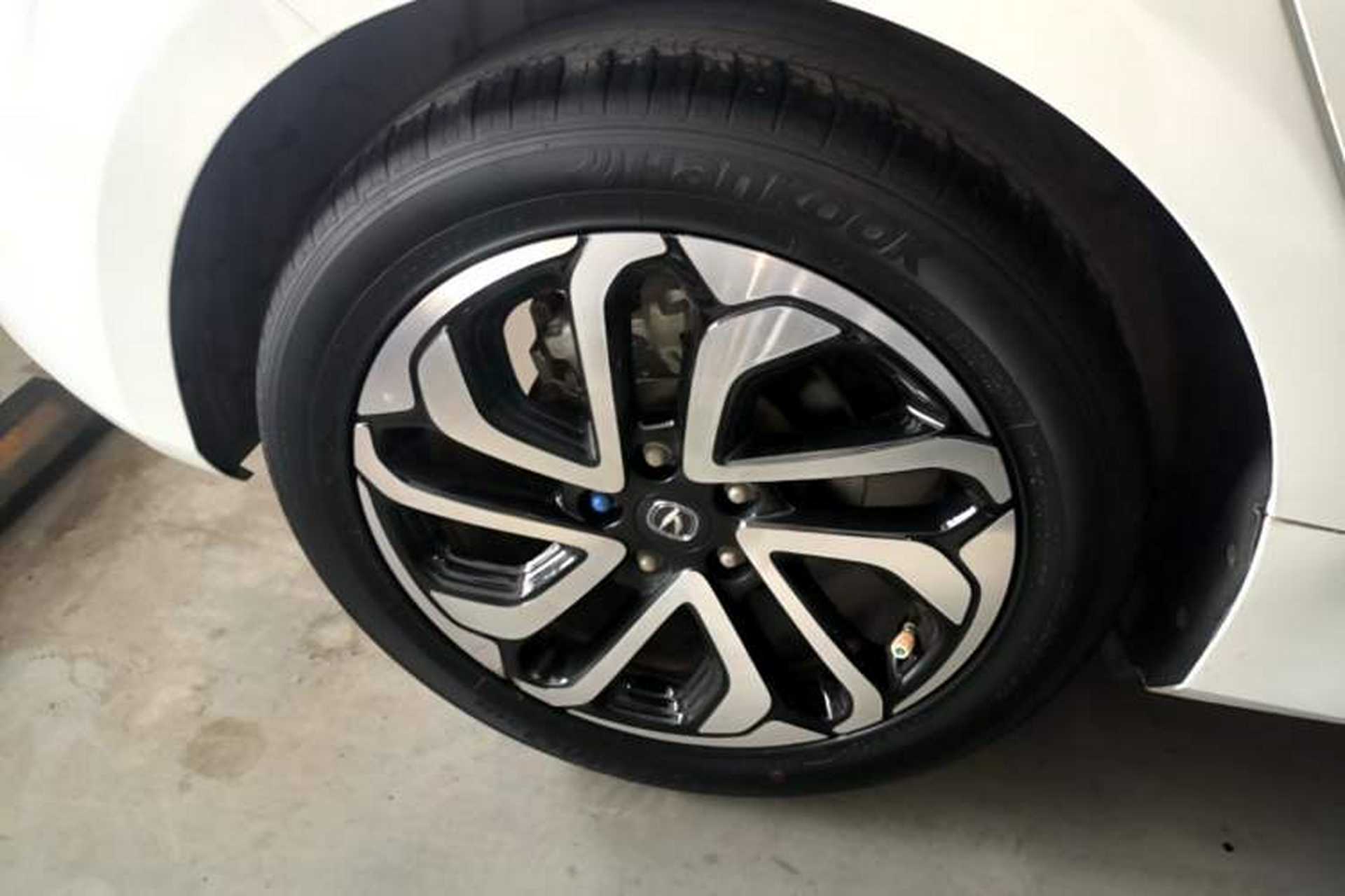 Used CHANGAN Eado 2018 1.6L GDI Manual Trendy Model China V Standard Right Rear Wheel Hub