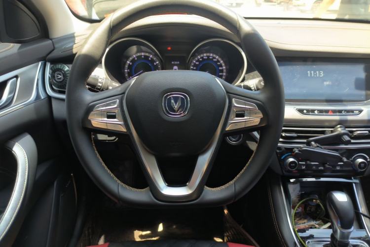 Used CHANGAN Eado 2018 High-Energy Edition 1.6L GDI Automatic Pioneer Model China V Standard Steering Wheel
