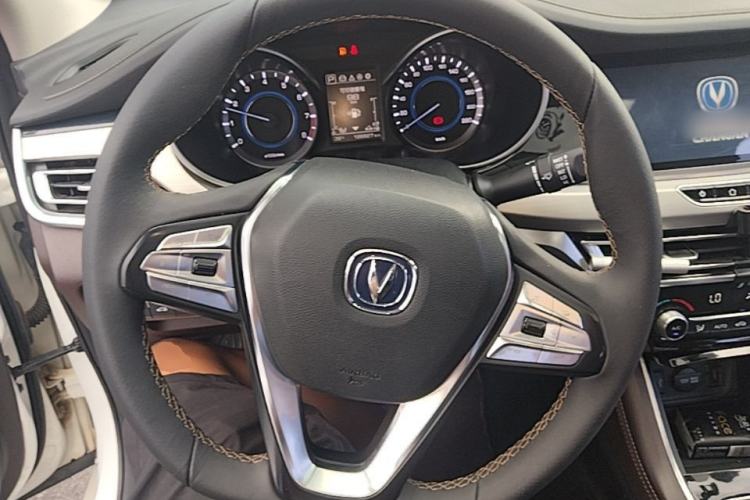 Used CHANGAN Eado 2018 1.6L GDI Automatic Prestige Model Steering Wheel