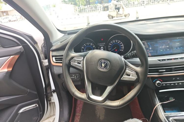 Used CHANGAN Eado 2018 1.6L GDI Manual Trendy Model China V Standard Steering Wheel