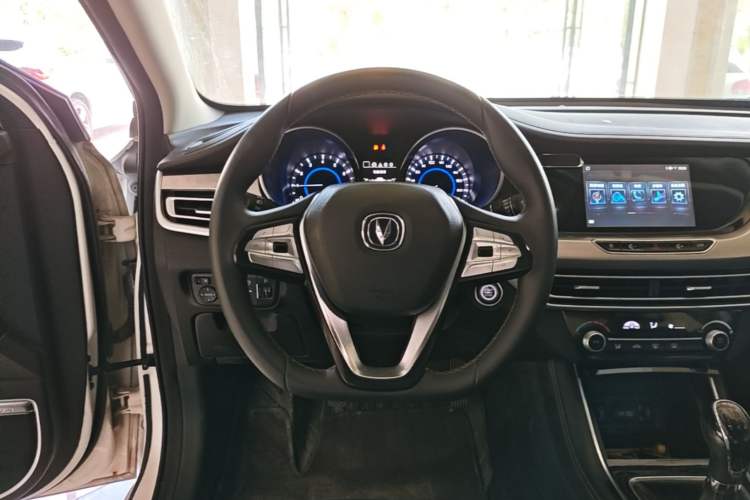 Used CHANGAN Eado 2018 1.6L GDI Manual Fashion Edition Steering Wheel
