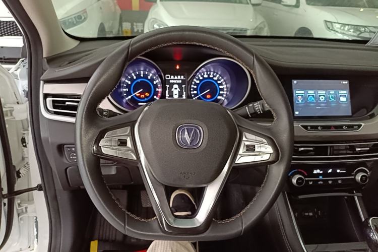 Used CHANGAN Eado 2018 1.6L GDI Manual Fashion Edition Steering Wheel