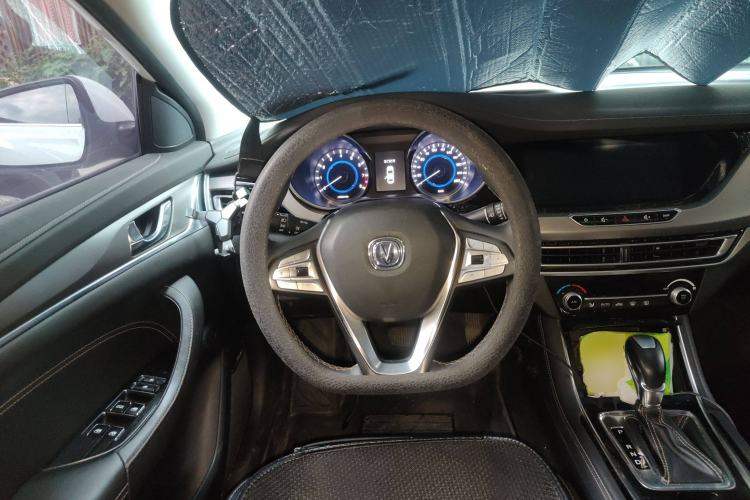 Used CHANGAN Eado 2018 High-Energy Edition 1.6L GDI Automatic Pioneer Model China V Standard Steering Wheel