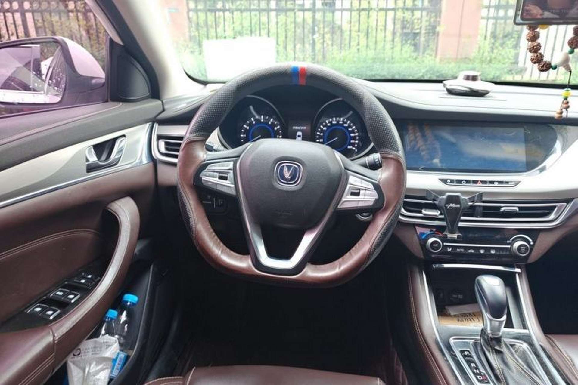 Used CHANGAN Eado 2018 High-Energy Edition 1.6L GDI Automatic Zhenfeng Model China V Standard Steering Wheel