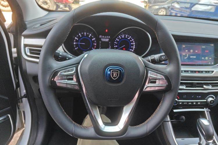 Used CHANGAN Eado 2018 High-Energy Edition 1.6L GDI Automatic Pioneer Model China V Standard Steering Wheel