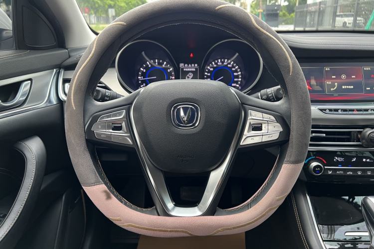 Used CHANGAN Eado 2018 High-Energy Edition 1.6L GDI Automatic Pioneer Model China V Standard Steering Wheel