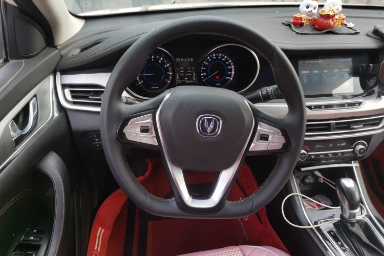Used CHANGAN Eado 2018 1.6L GDI Automatic Fashion Edition Steering Wheel
