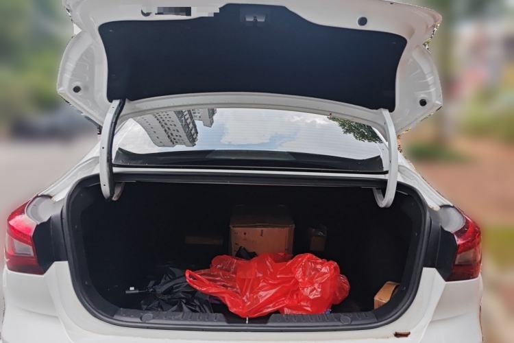 Used CHANGAN Eado 2018 1.6L GDI Automatic Fashion Edition Trunk
