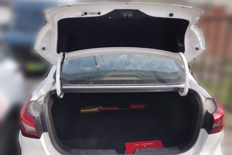 Used CHANGAN Eado 2018 1.6L GDI Automatic Fashion Edition Trunk