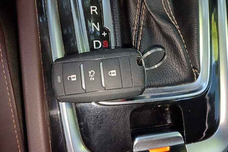 Used CHANGAN Eado 2018 High-Energy Edition 1.6L GDI Automatic Lingfeng Model China V Standard Vehicle Key