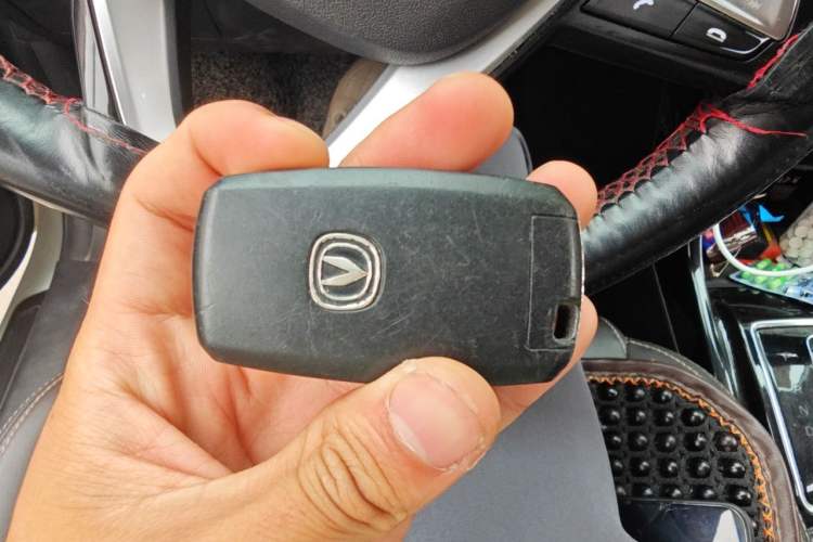 Used CHANGAN Eado 2018 BlueMotion 1.6L GDI Automatic JingShang Model Vehicle Key