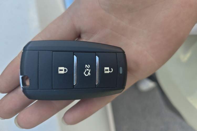 Used CHANGAN Eado 2018 High-Energy Edition 1.6L GDI Automatic Pioneer Model China V Standard Vehicle Key