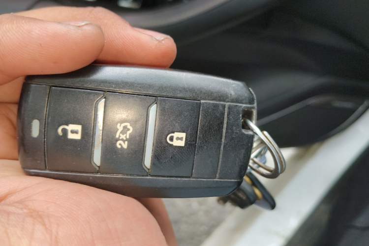 Used CHANGAN Eado 2018 1.6L GDI Automatic Fashion Edition Vehicle Key