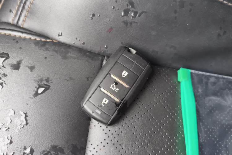 Used CHANGAN Eado 2018 1.6L GDI Automatic Fashion Edition Vehicle Key