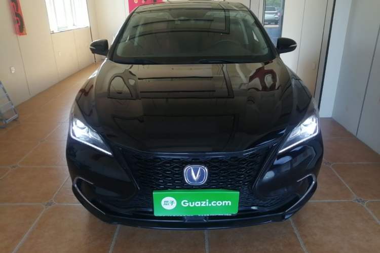 Used CHANGAN Eado 2019 Blue Whale Edition 280T GDI DCT High-Speed Model Front