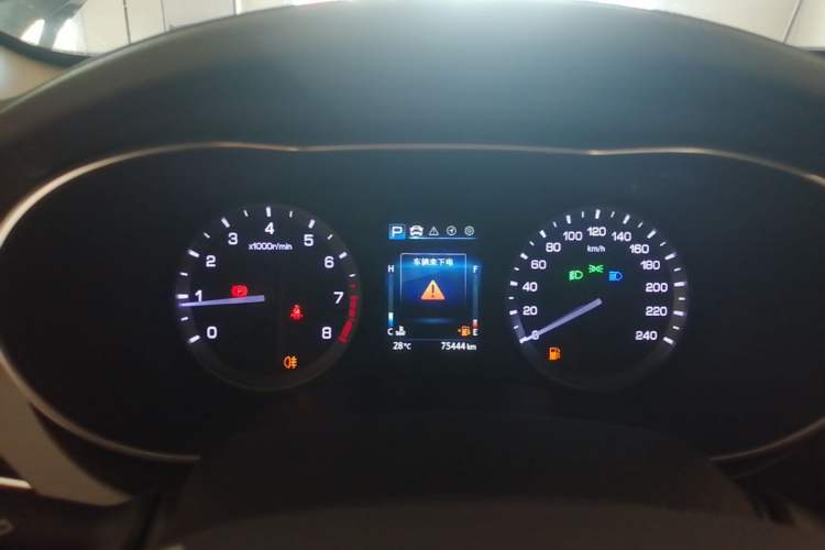 Used CHANGAN Eado 2019 Blue Whale Edition 280T GDI DCT High-Speed Model Instrument Cluster