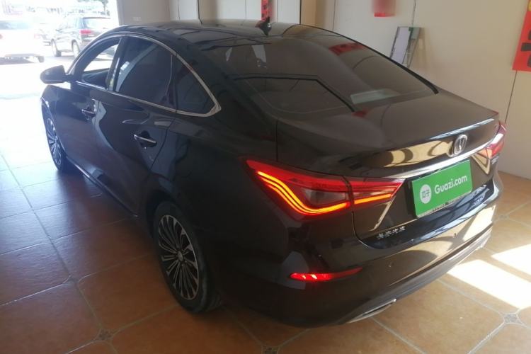 Used CHANGAN Eado 2019 Blue Whale Edition 280T GDI DCT High-Speed Model Rear Left 45 Deg