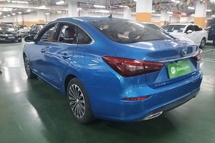 Used CHANGAN Eado 2019 Blue Whale Edition 280T GDI DCT High-Speed Model Rear Left 45 Deg