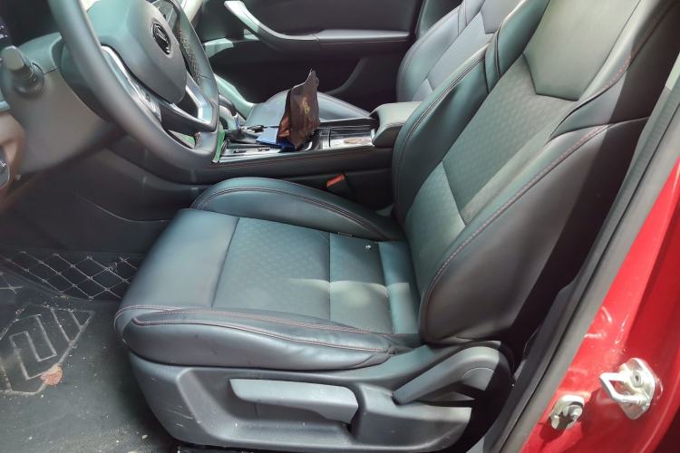 Used CHANGAN Eado 2019 Blue Whale Edition 280T GDI DCT High-Speed Model Left Front Seat