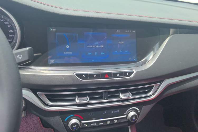 Used CHANGAN Eado 2019 Blue Whale Edition 280T GDI DCT High-Speed Model Audio And AC Panel