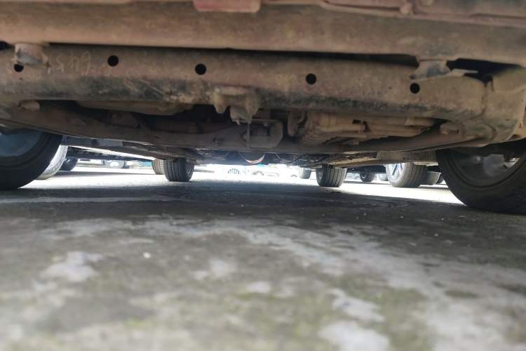 Used CHANGAN Eado 2019 Blue Whale Edition 280T GDI DCT High-Speed Model Chassis Front