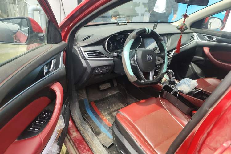 Used CHANGAN Eado 2019 Blue Whale Edition 280T GDI DCT High-Speed Model Driver Seat