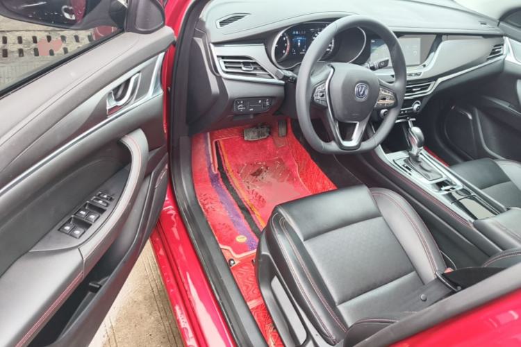 Used CHANGAN Eado 2019 Blue Whale Edition 280T GDI DCT High-Speed Model Driver Seat