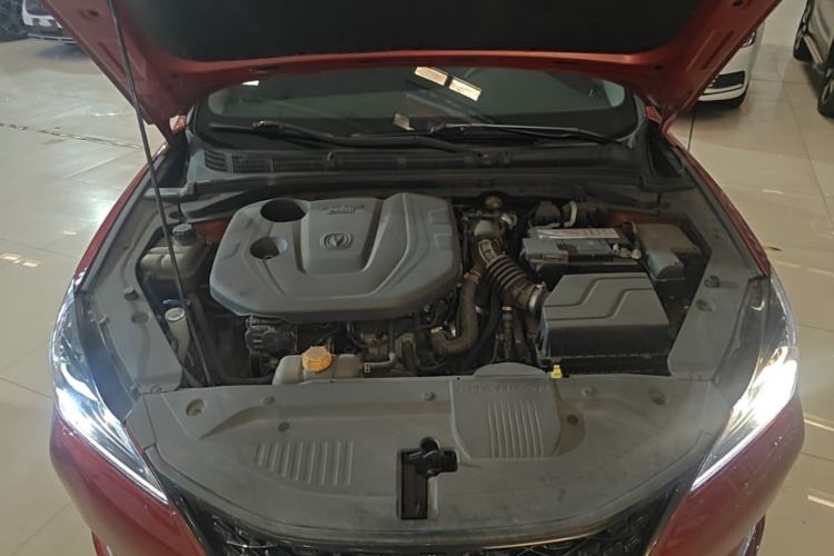 Used CHANGAN Eado 2019 Blue Whale Edition 280T GDI DCT High-Speed Model Engine Bay