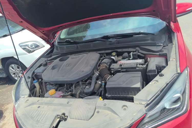 Used CHANGAN Eado 2019 Blue Whale Edition 280T GDI DCT High-Speed Model Engine Bay