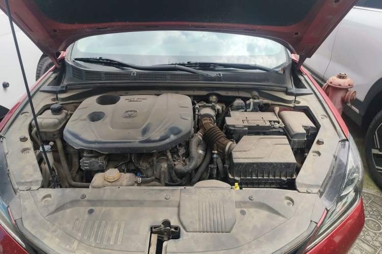 Used CHANGAN Eado 2019 Blue Whale Edition 280T GDI DCT High-Speed Model Engine Bay