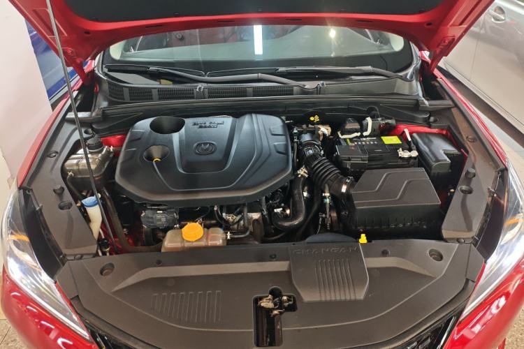 Used CHANGAN Eado 2019 Blue Whale Edition 280T GDI DCT High-Speed Model Engine Bay