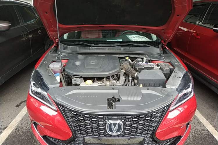 Used CHANGAN Eado 2019 Blue Whale Edition 280T GDI DCT High-Speed Model Engine Bay