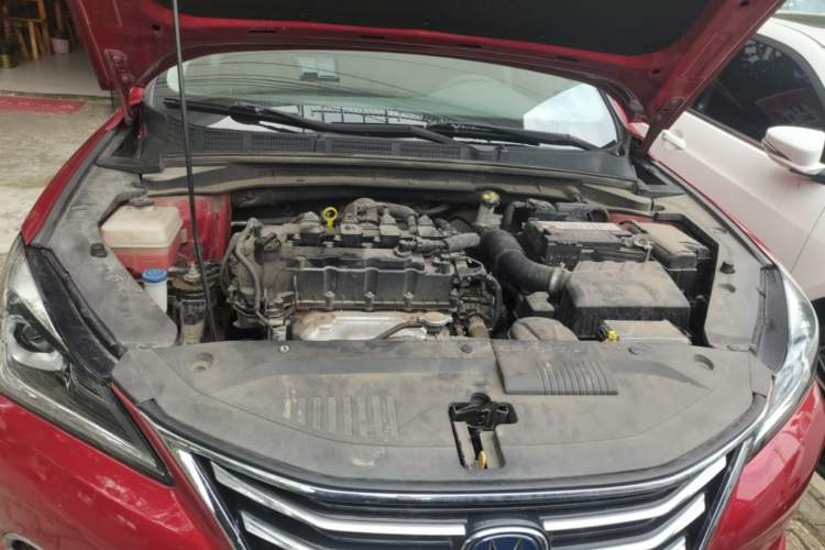 Used CHANGAN Eado 2019 1.6L GDI Manual Value Edition China VI Standard Engine Bay
