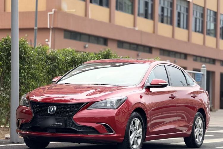 Used CHANGAN Eado 2019 Blue Whale Edition 280T GDI DCT High-Speed Model Exterior 11