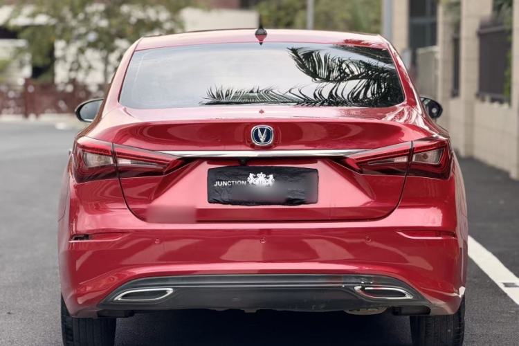 Used CHANGAN Eado 2019 Blue Whale Edition 280T GDI DCT High-Speed Model Exterior 7
