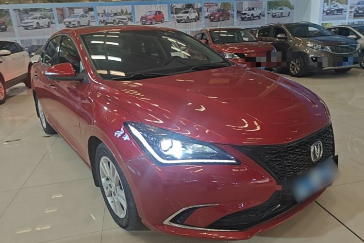 Used CHANGAN Eado 2019 Blue Whale Edition 280T GDI DCT High-Speed Model Front Right 45 Deg