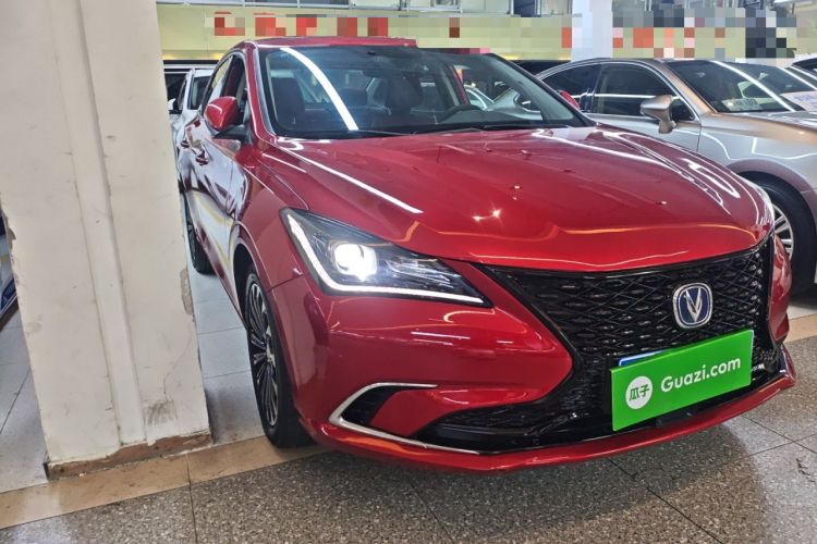 Used CHANGAN Eado 2019 Blue Whale Edition 280T GDI DCT High-Speed Model Front Right 45 Deg