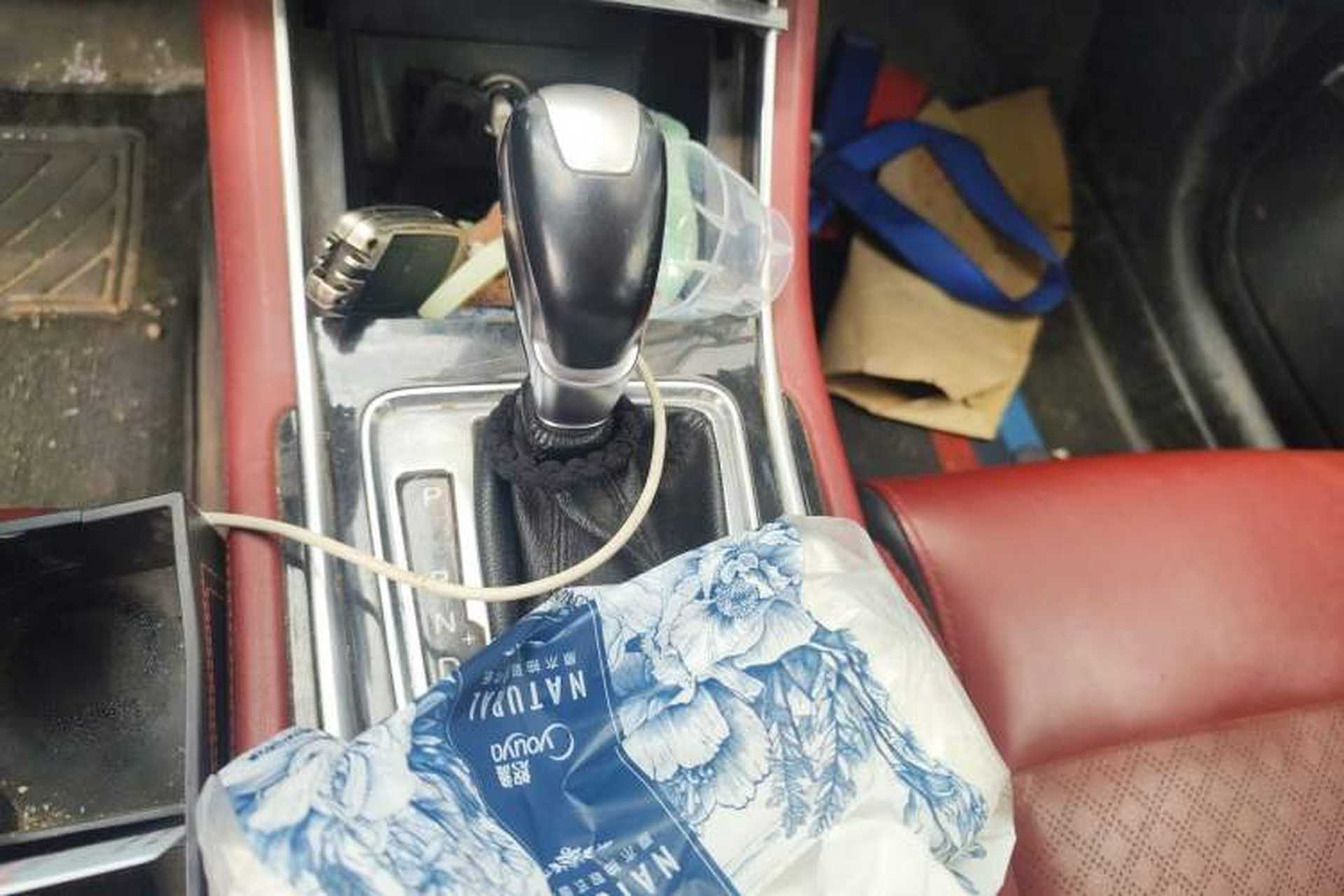 Used CHANGAN Eado 2019 Blue Whale Edition 280T GDI DCT High-Speed Model Gear Lever