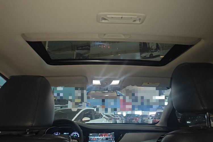 Used CHANGAN Eado 2019 Blue Whale Edition 280T GDI DCT High-Speed Model Headliner