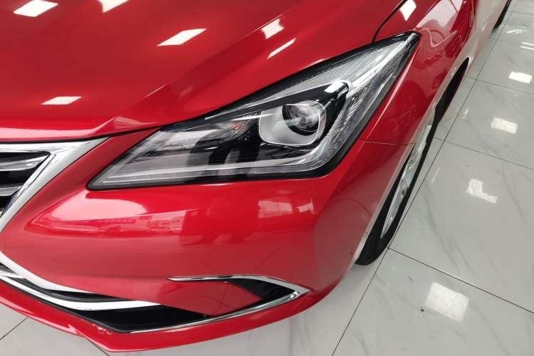 Used CHANGAN Eado 2019 High-Energy Edition 1.6L GDI Automatic Pioneer Model China VI Standard Left Front Headlight