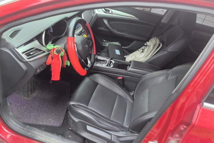 Used CHANGAN Eado 2019 High-Energy Edition 1.6L GDI Automatic Pioneer Model China VI Standard Left Front Seat