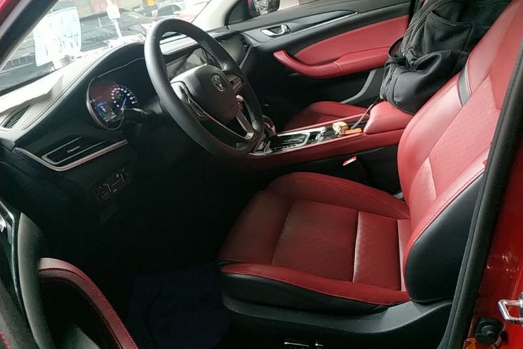 Used CHANGAN Eado 2019 Blue Whale Edition 280T GDI DCT High-Speed Model Left Front Seat